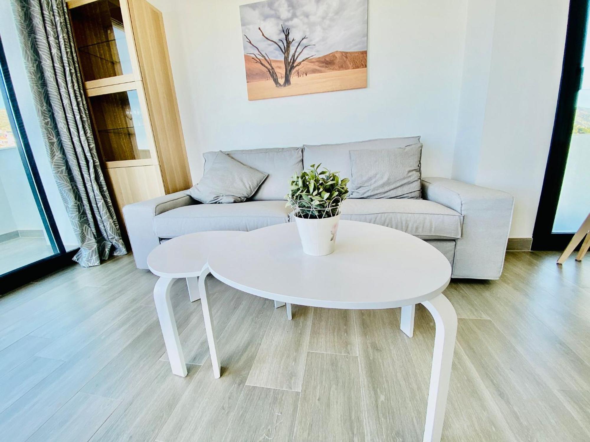 Royal Palm 22 Luxurious 3 Bedroom Penthouse Nerja Dış mekan fotoğraf
