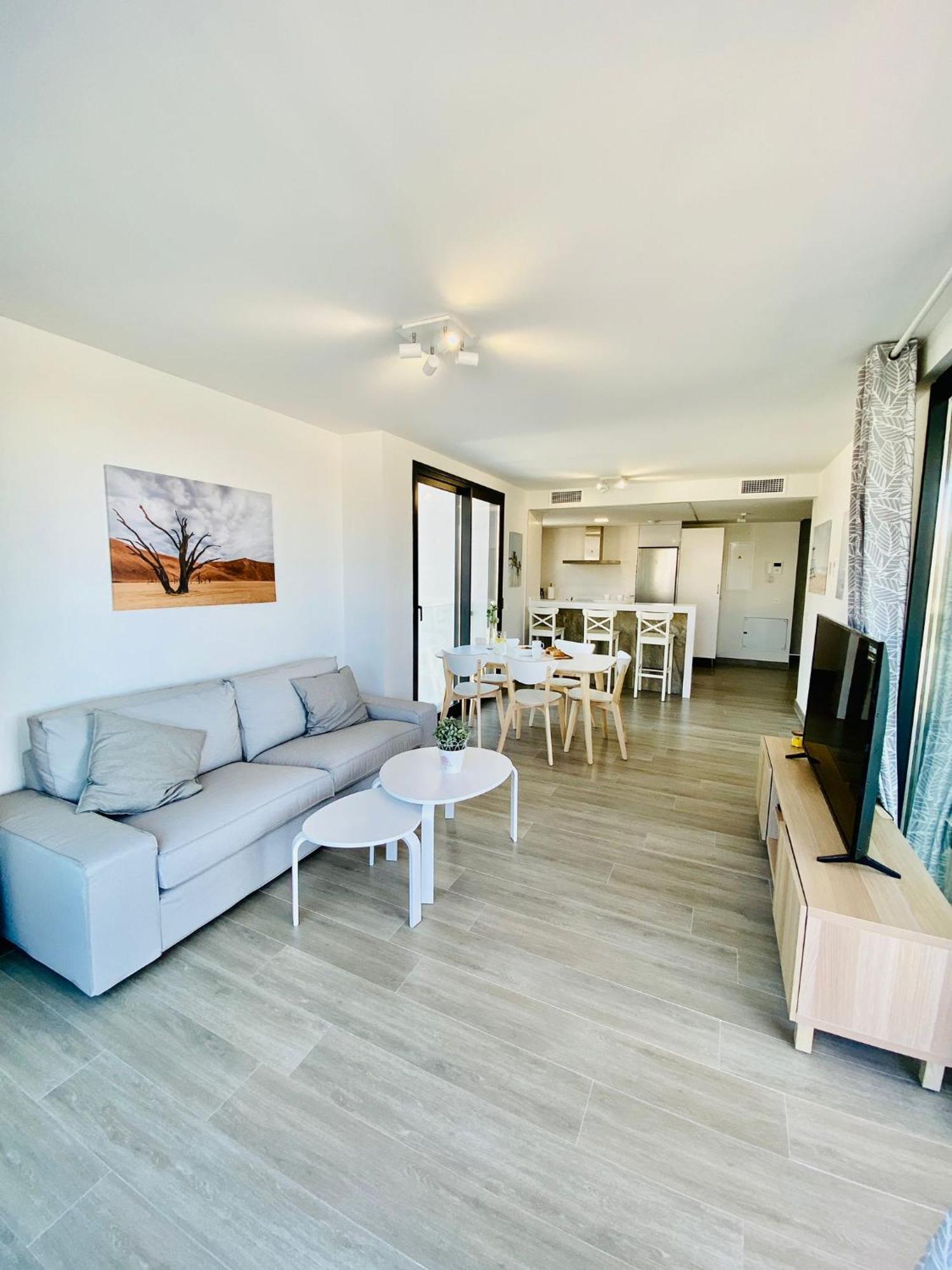 Royal Palm 22 Luxurious 3 Bedroom Penthouse Nerja Dış mekan fotoğraf