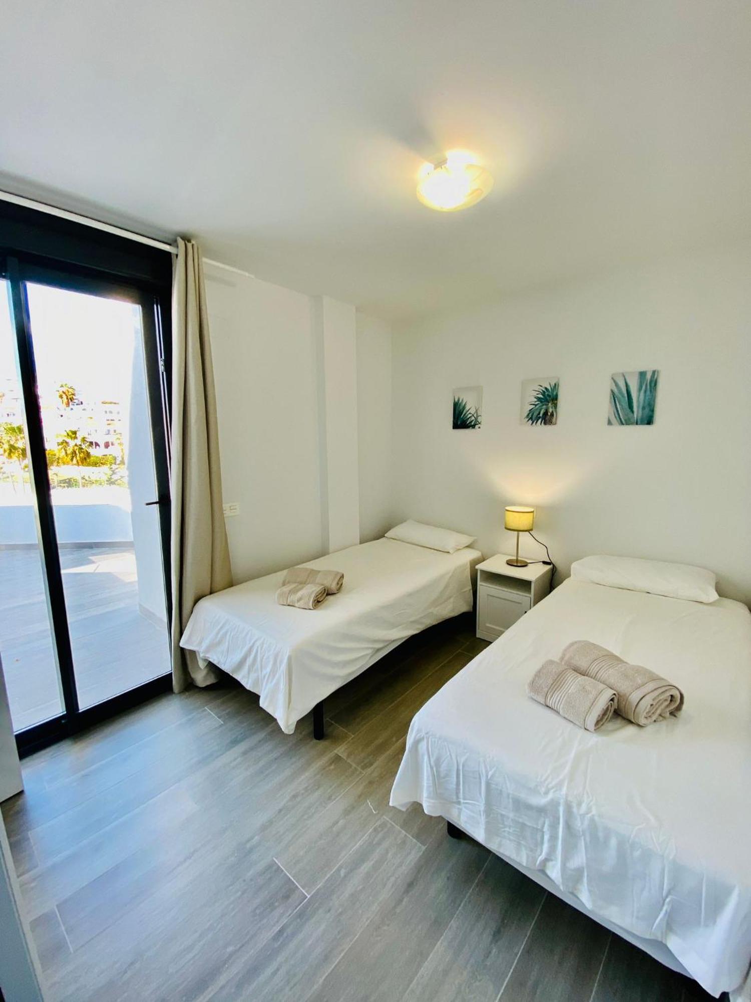 Royal Palm 22 Luxurious 3 Bedroom Penthouse Nerja Dış mekan fotoğraf