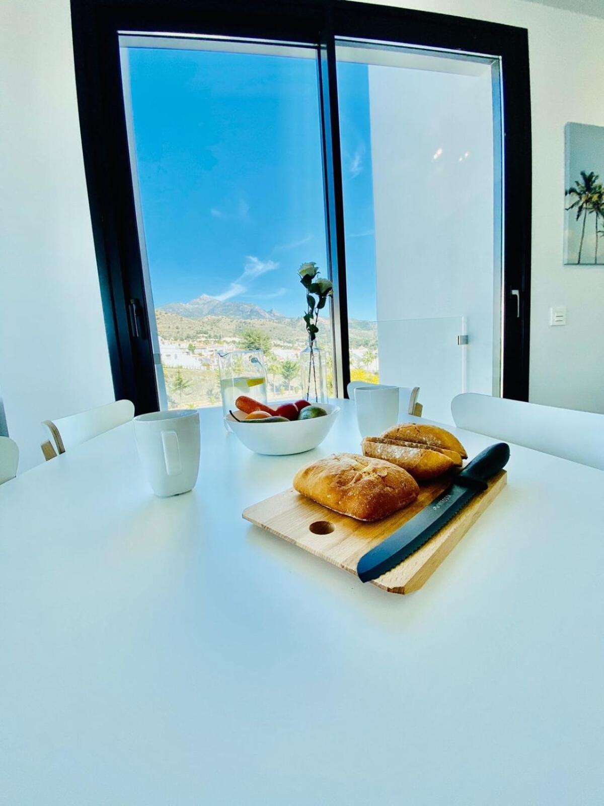 Royal Palm 22 Luxurious 3 Bedroom Penthouse Nerja Dış mekan fotoğraf